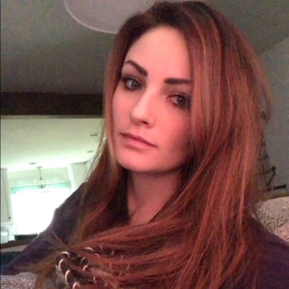 Meet your Posher, Melanie Elaine